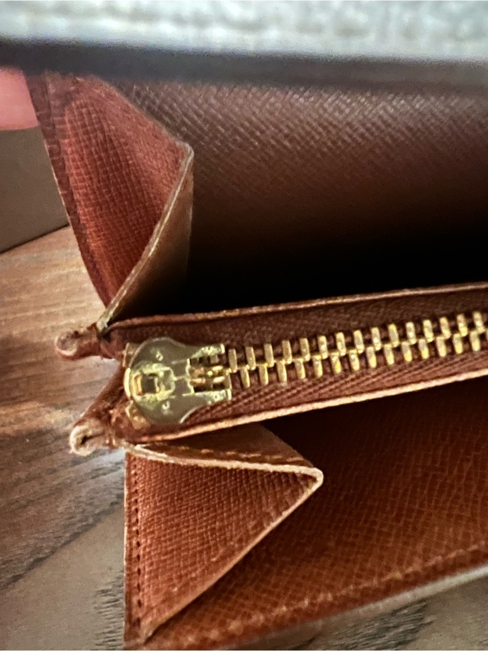 Louis Vuitton Monogram Long Wallet - Picture 5 of 7